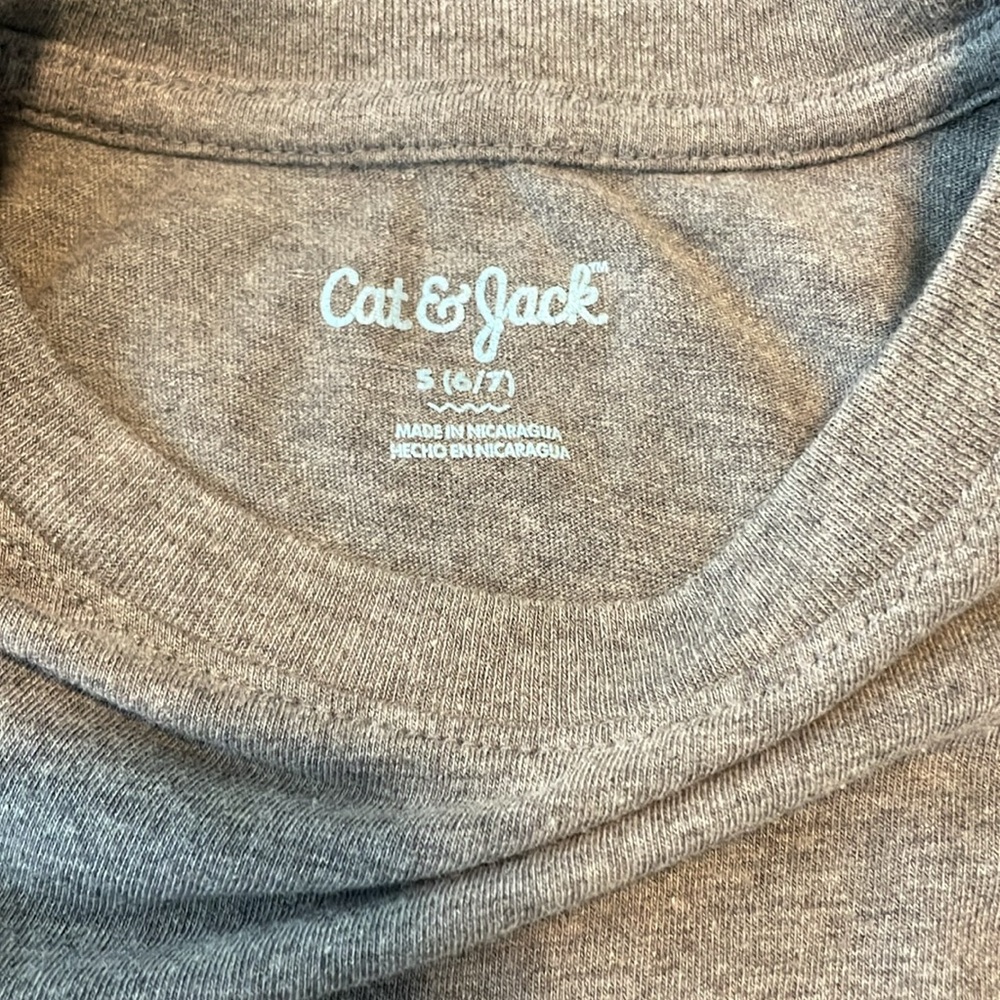 Cat & Jack Bundle 3 long sleeve shirt and one is short sleeve. - Picture 10 of 14